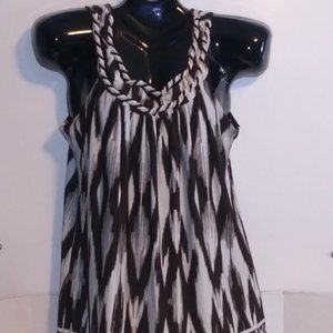 Milk and chocolate diamond pattern rope neck shell